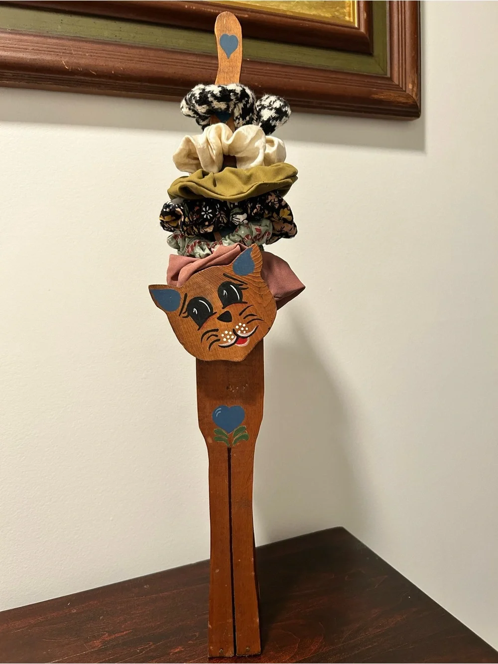 Vintage Hand Painted Wooden Cat Toilet Paper Holder Scrunchie Ribbon Stand